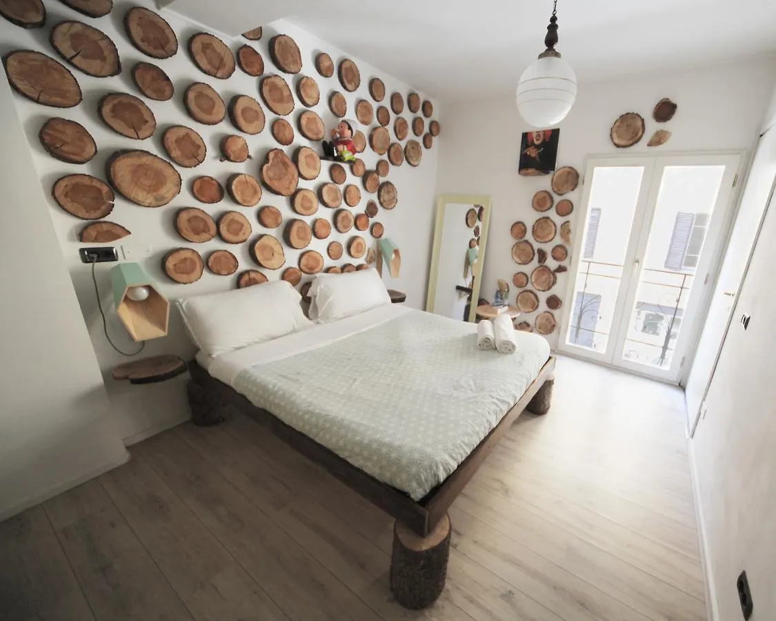 Dopa Hostel Bologna Olaszország