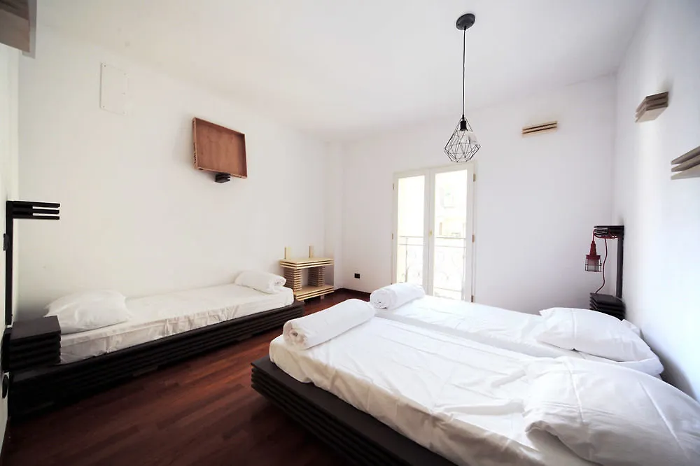 Dopa Hostel Bologna Olaszország