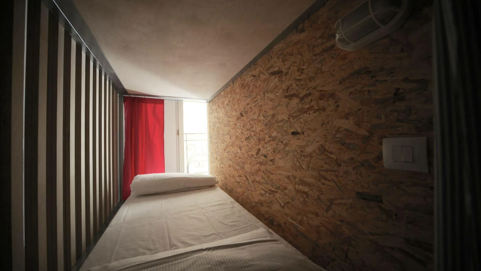 Dopa Hostel Bologna