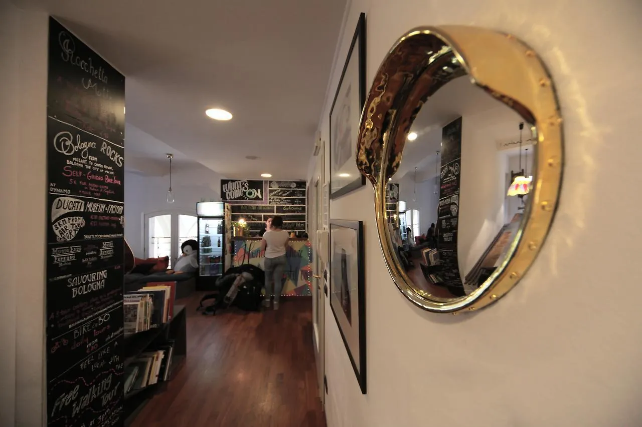 Dopa Hostel Bologna 0*,  Italien