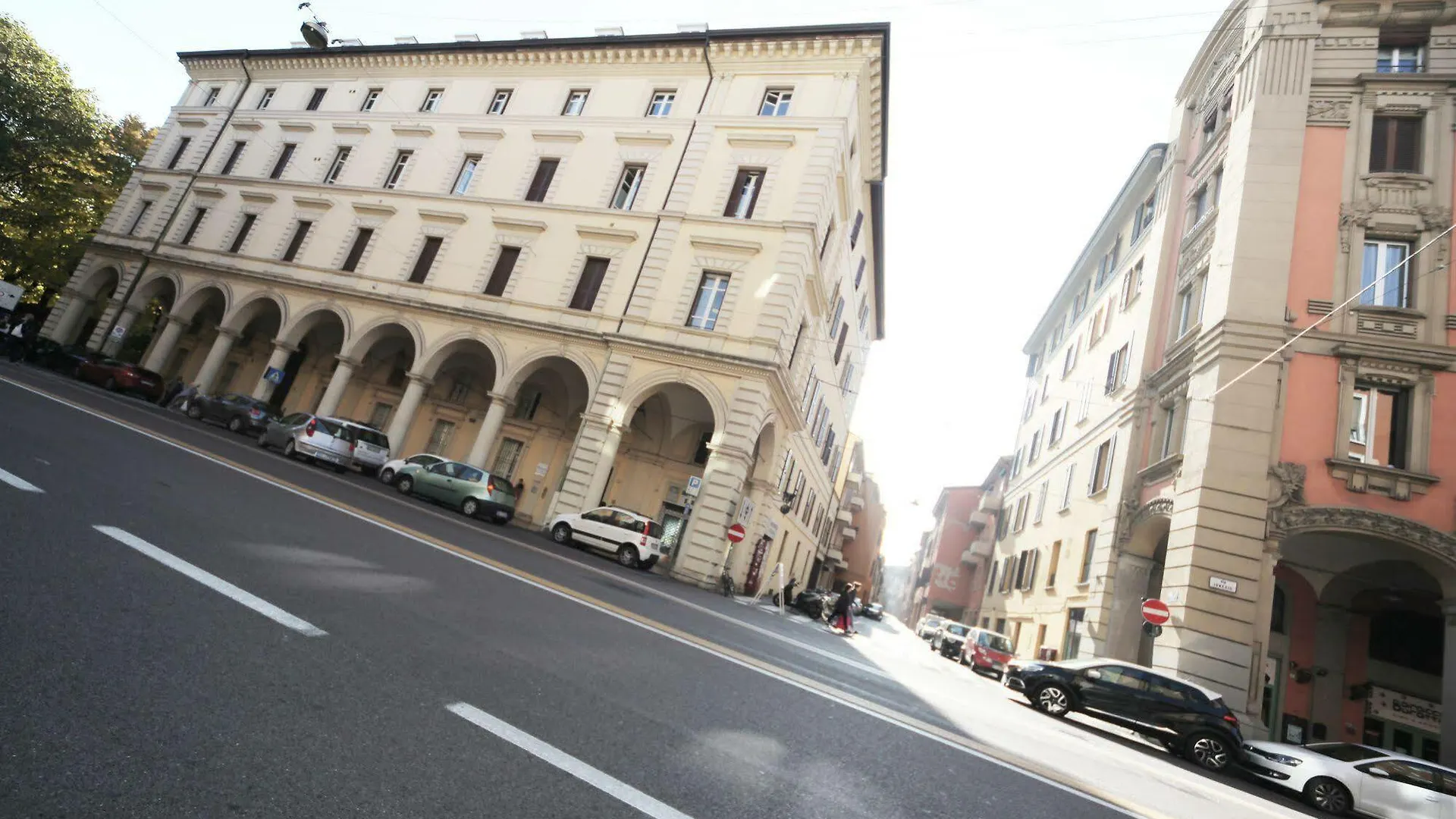 Dopa Hostel Bologna Italien