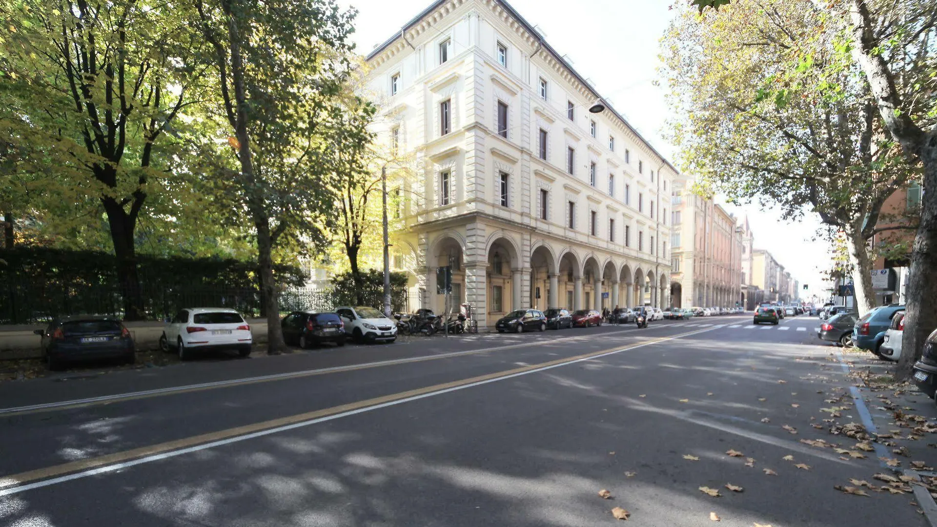 Dopa Hostel Bologna 0*,